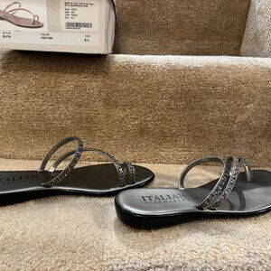 Italian Shoemakers Evita Thong Wedge Sandal Color Pewter